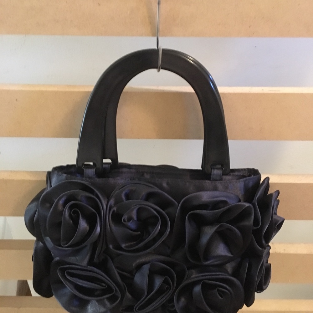 Interchangeable purse